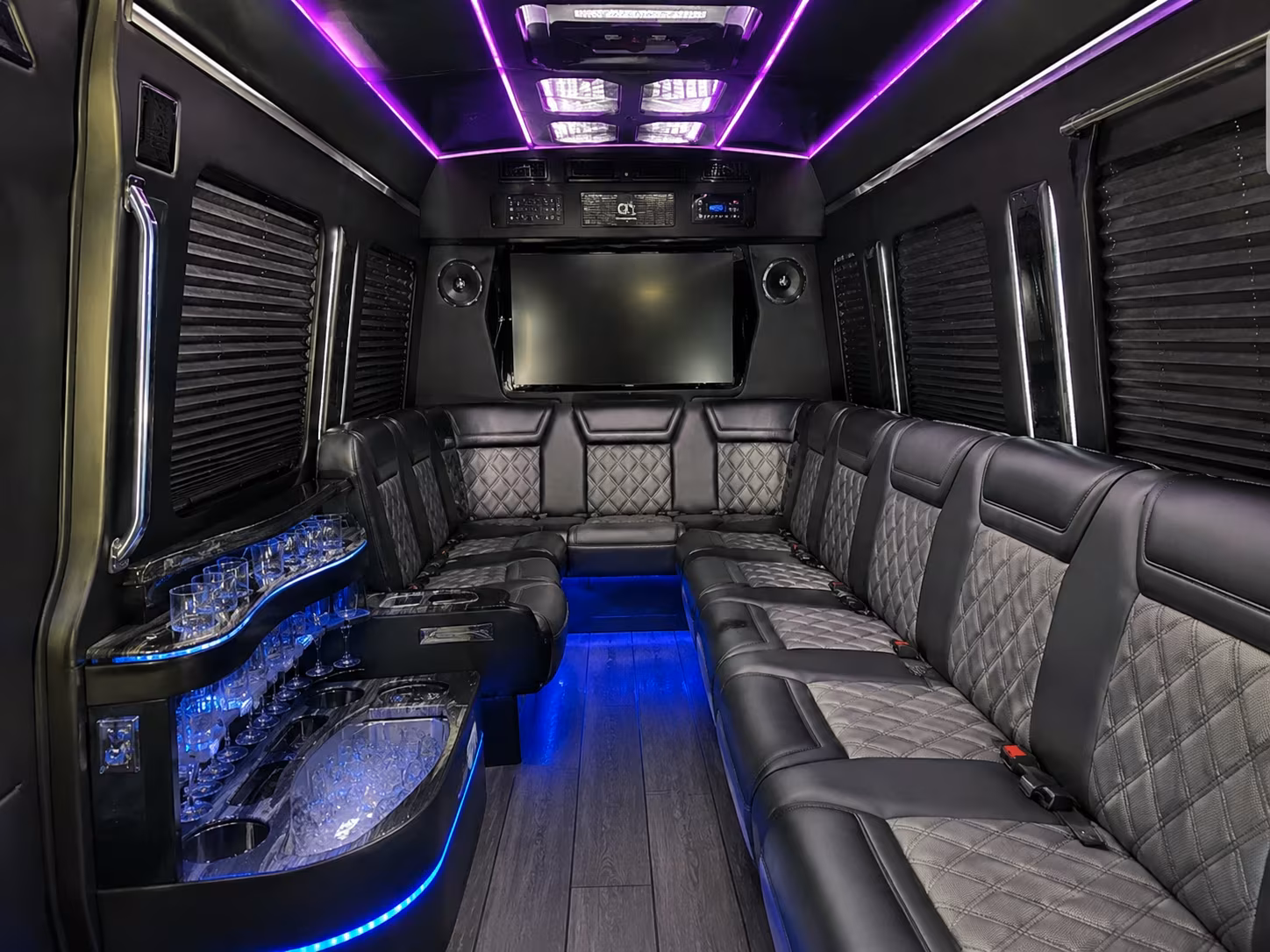charter bus rentals and airport transfers to hollywood burbank airport bur