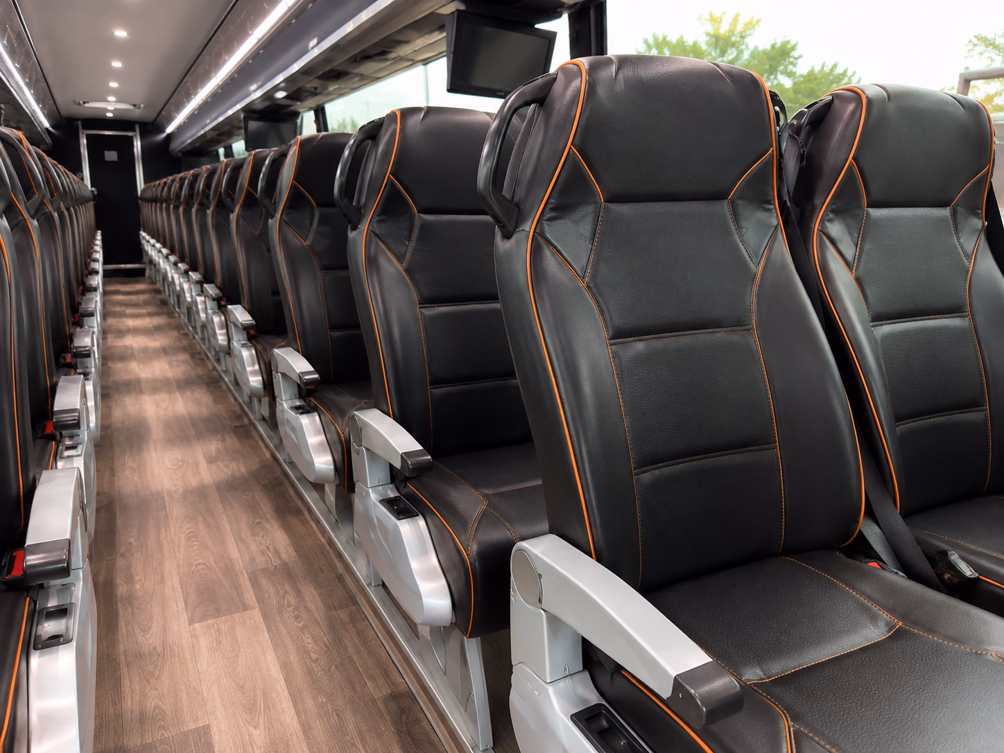 find exactly the right bus for hillside and ranch venue weddings near oxnard