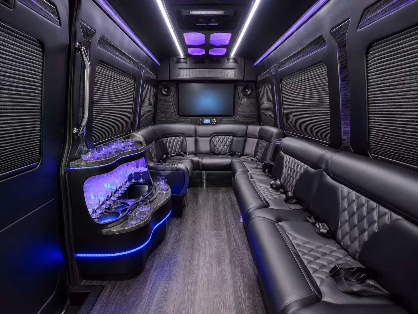 oxnard 25 passenger party bus