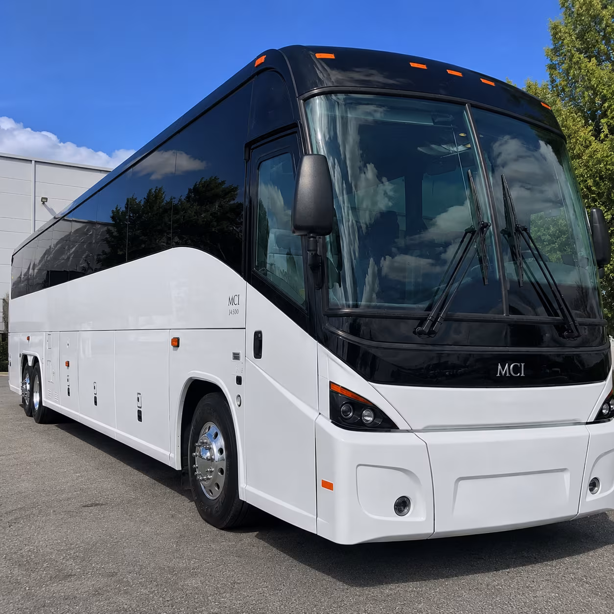 with oxnardcharterbusservices com you ll find contractor shuttles from oxnard hotels to nbvc point mugu